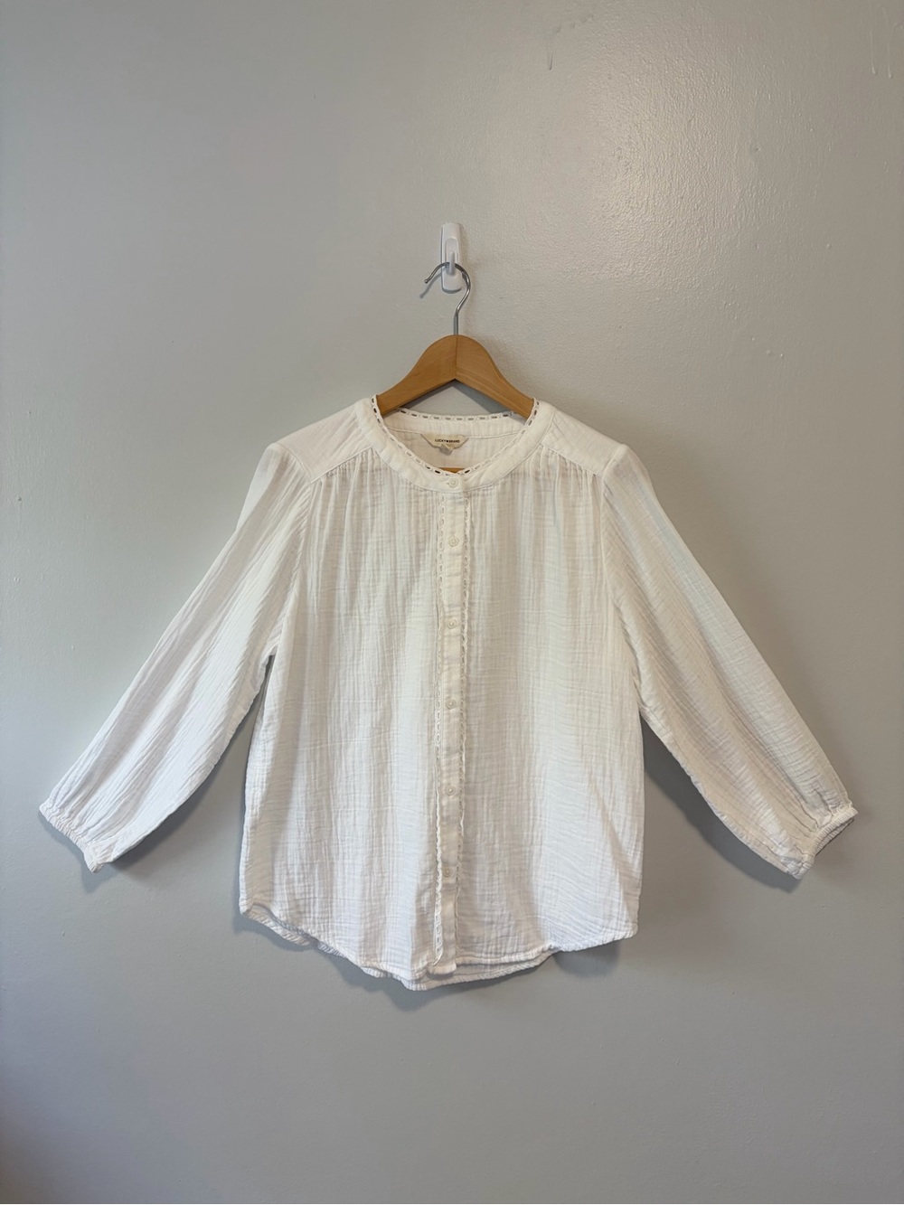 Lucky Brand White Cotton Crinkle gauze Long Sleeves Peasant Boho Top; Small